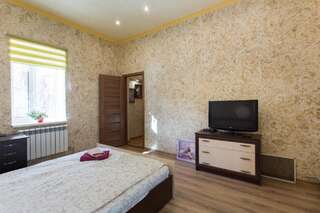 Апартаменты Royal Apartment On Bazhanova 11 A Харьков Апартаменты с душем-2