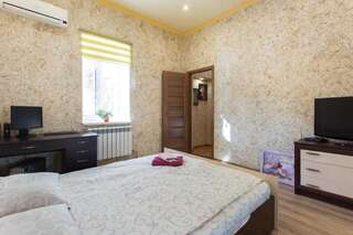 Апартаменты Royal Apartment On Bazhanova 11 A Харьков Апартаменты с душем-3