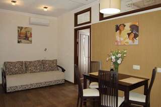 Апартаменты Royal Apartment On Bazhanova 11 A Харьков Апартаменты с 2 спальнями-11