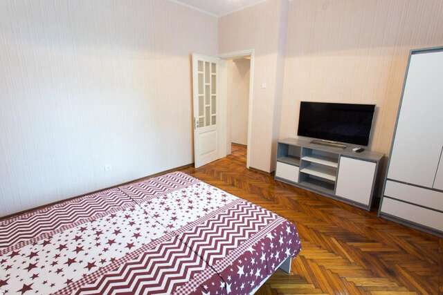 Апартаменты Royal Apartment On Bazhanova 11 A Харьков-21