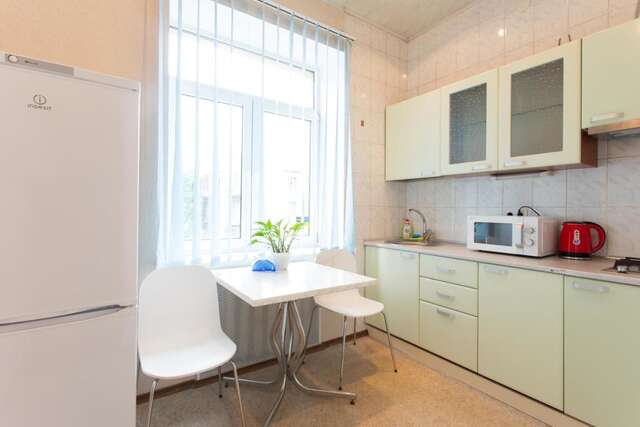 Апартаменты Royal Apartment On Bazhanova 11 A Харьков-7