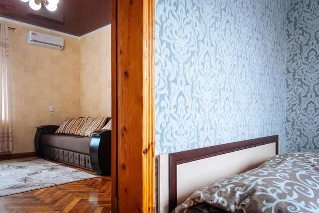 Апартаменты Royal Apartment On Bazhanova 11 A Харьков-86